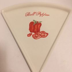 Pottery Barn Pizza Buono 5 Of 6 individual ceramic pizza plates. $45.00 for all 5 or $20.00 each as a replacement plate.