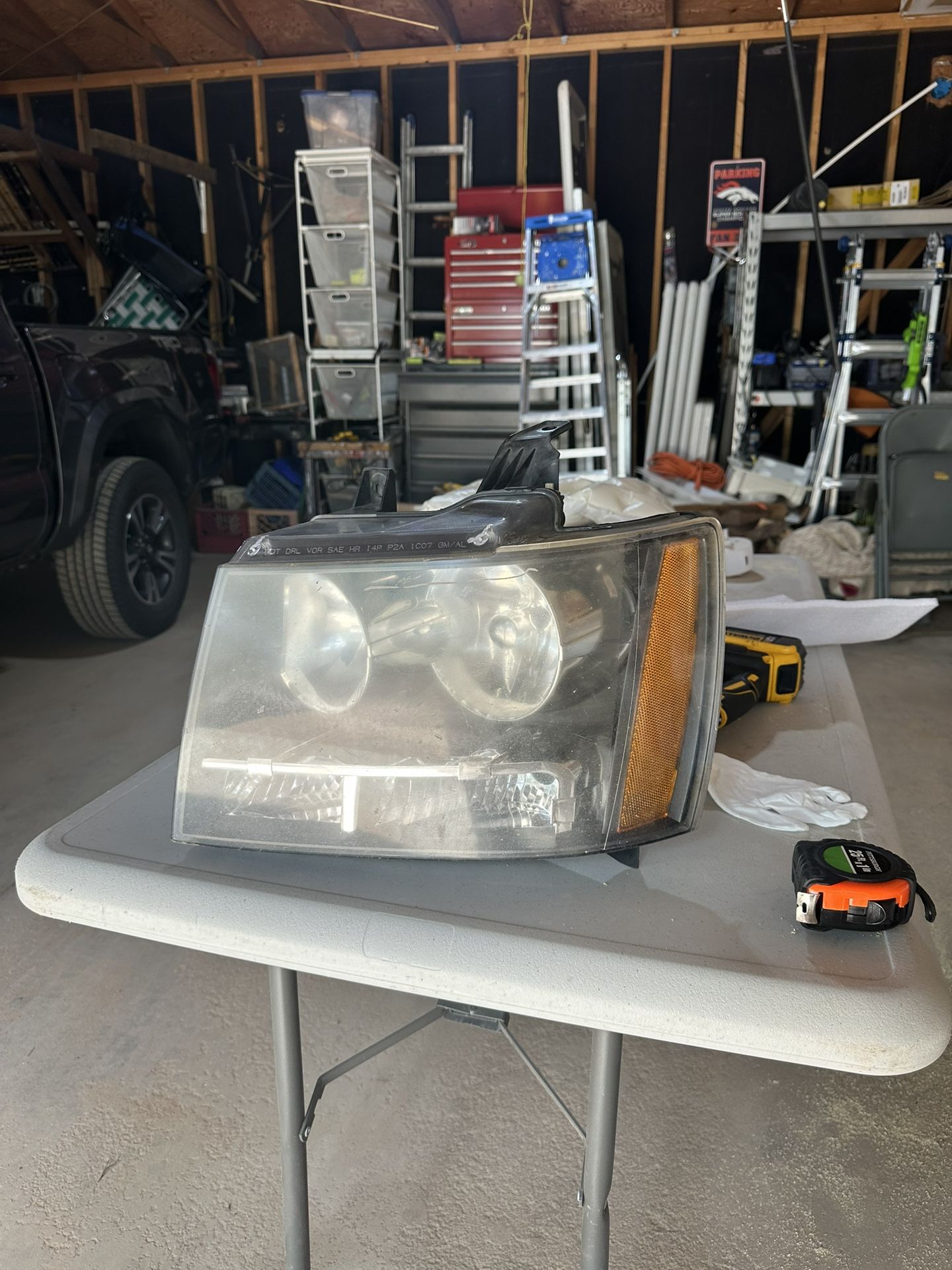 Free- Headlight Assembly For Tahoe