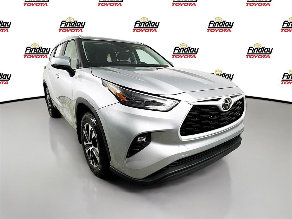 2024 Toyota Highlander