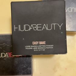 HUDA BEAUTY SETTING POWDER