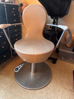 Salon Styling Chair Hydraulic Pump Base