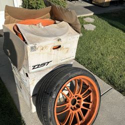 Full set of 4 Rays Wheels RE30, 18 x 8.5