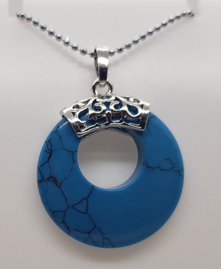 Round Turquoise Silver Necklace 