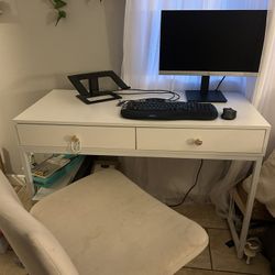 Working from Home Setup - Desk, Chair, Monitor, Keyboard