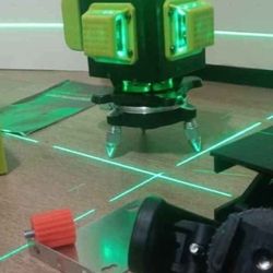Nivel Laser level 4D 16 Line Green Self-Leveling 360° Rotary Cross Measurement new. nuevo láser para construcción tile o carpinteria o mas tengo difer