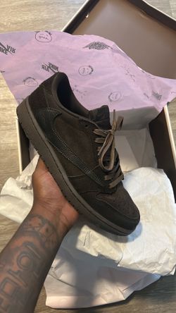 Air Jordan 1  Low Travis Scott Velvet Brown size 9.5
