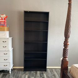 Free IKEA Bookshelf
