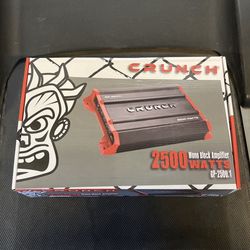 CRUNCH 2500 watts amplifier 1 channel with bass knob