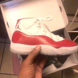 Air Jordan 11 Red Cherry 4Y New