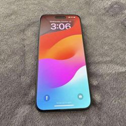 iPhone 15 Pro Max 