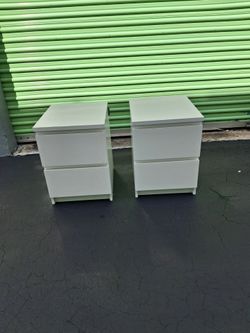 White nightstands pair