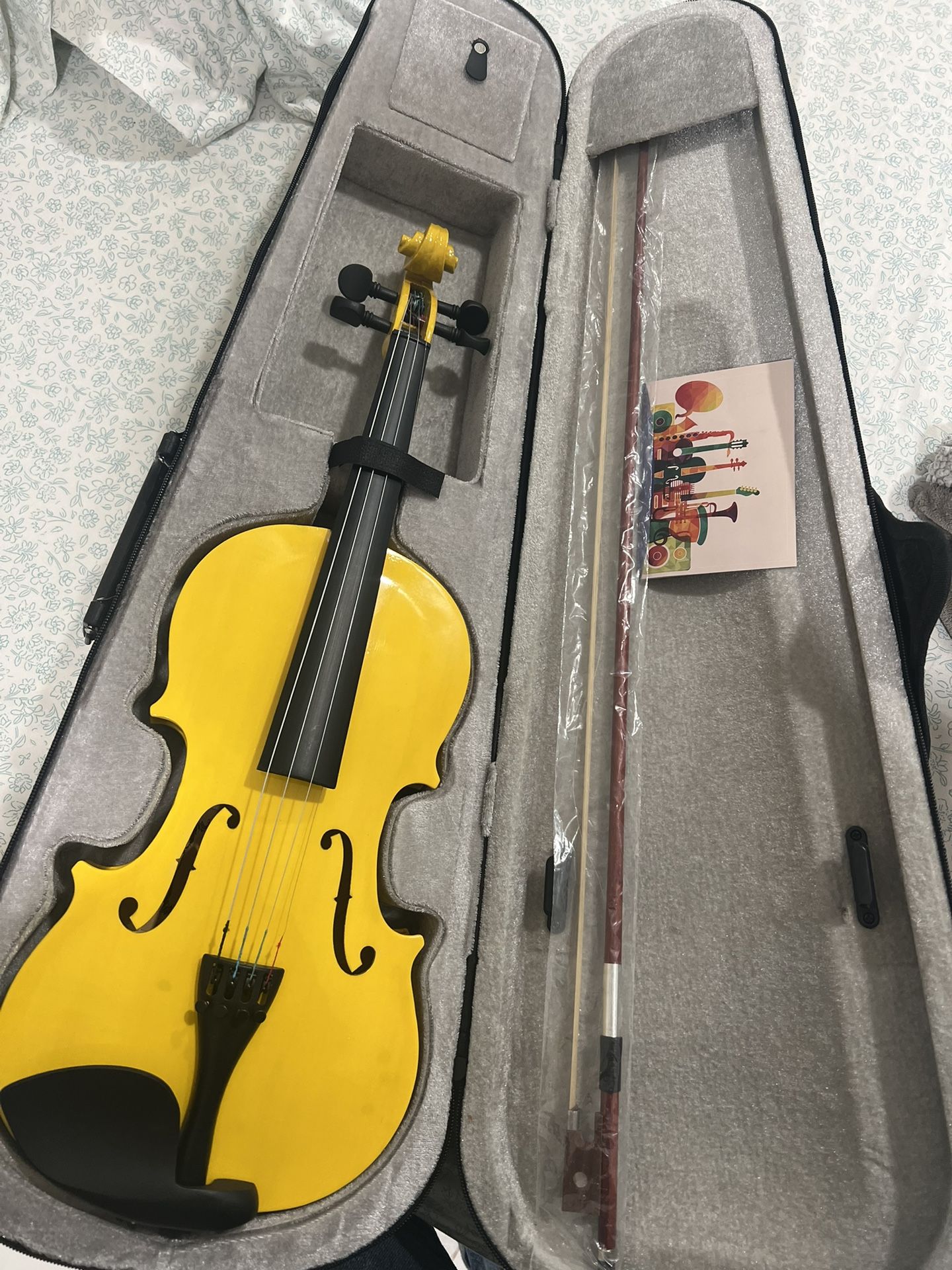 Violin, Yellow