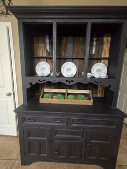 2 piece Hutch