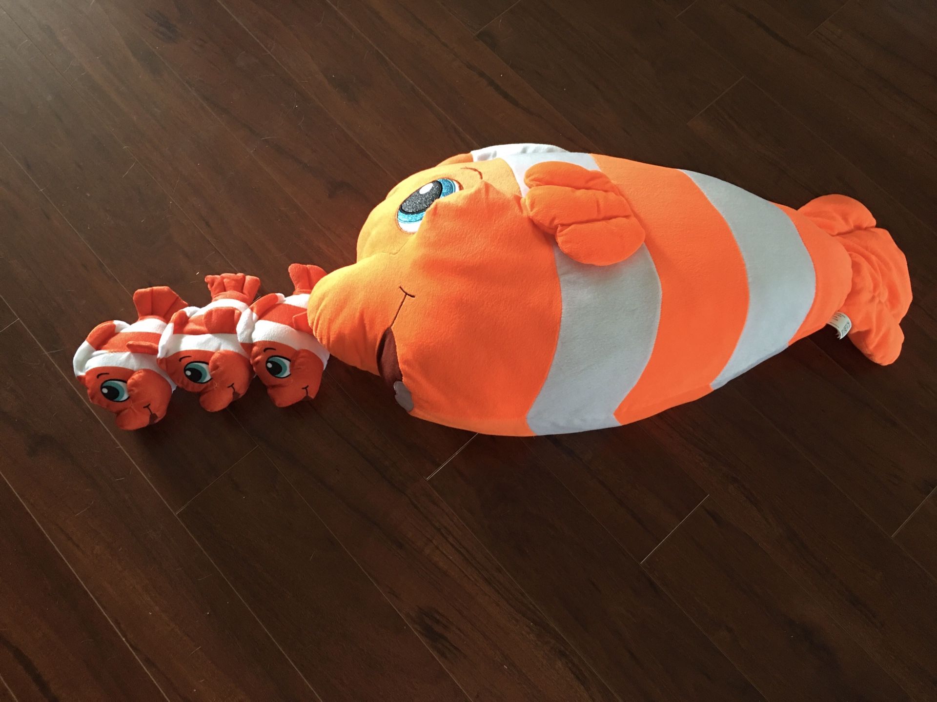 NEMO Huge Stuffed  Animal + 3 