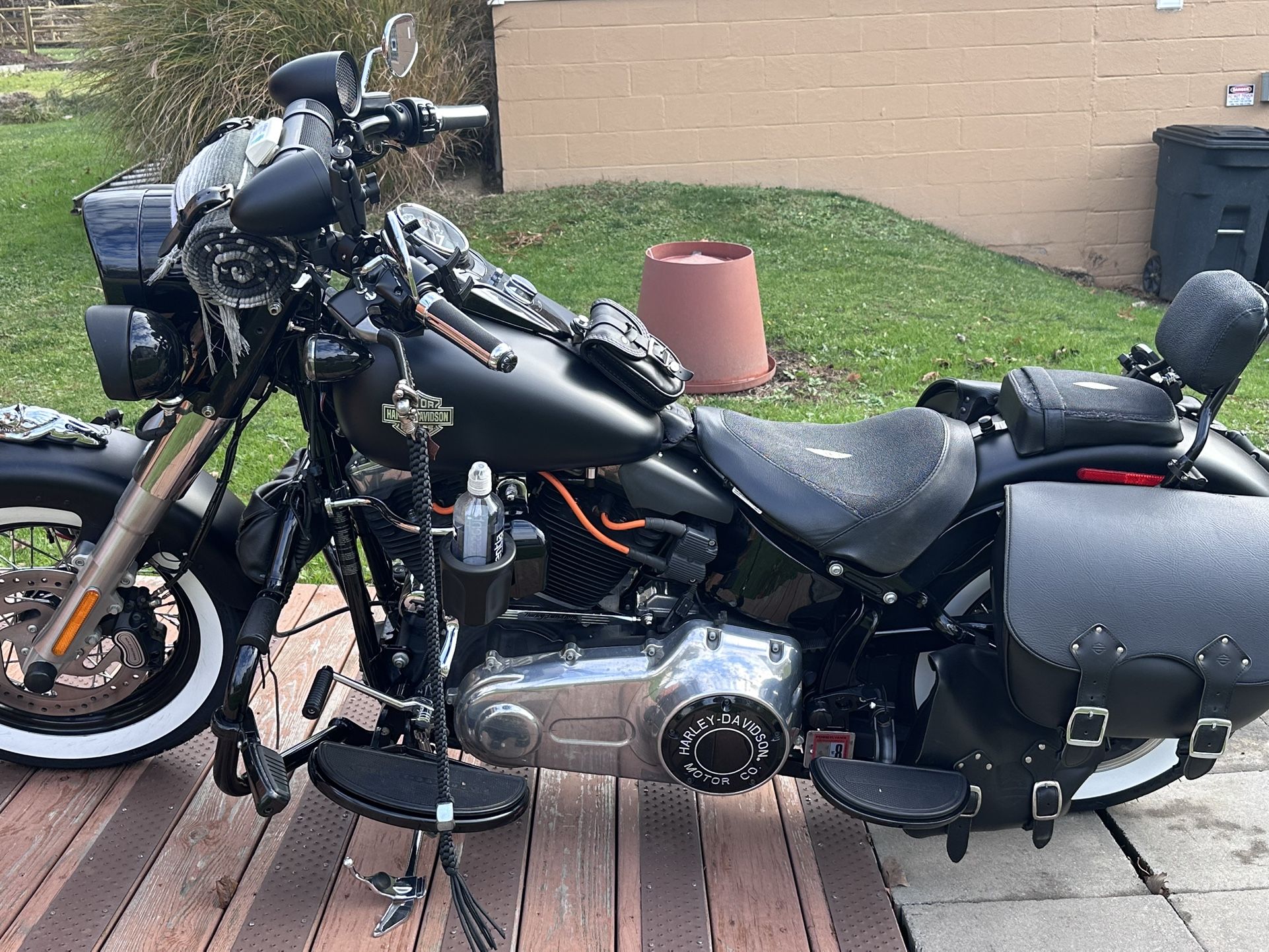 2016 Harley Davidson Softail, slim