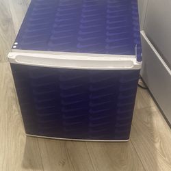 Nike Mini Fridge/freezer