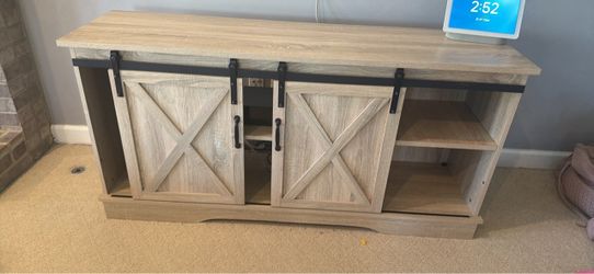 Heger TV Stand for upto 65 inch TV - Excellent Condition