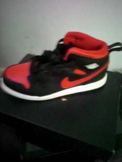 Jordan 1 mid (td)
