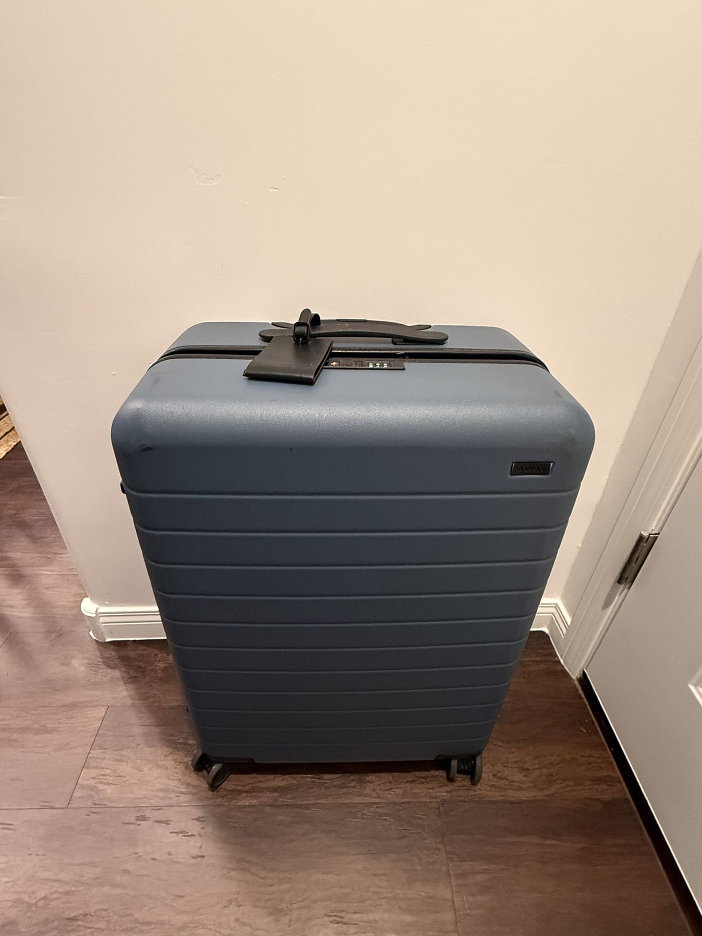Away Luggage - The Medium in Coast Blue