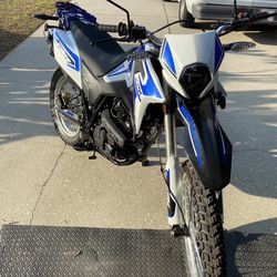 250cc Dual Sport Motorcycle