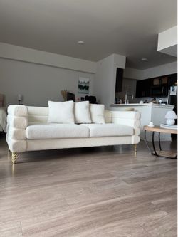 Sofa 79”