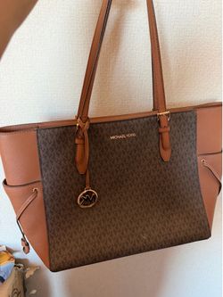 Mk purse