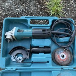 Makita Grinder