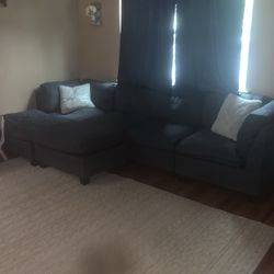 Rearrangable Couch 