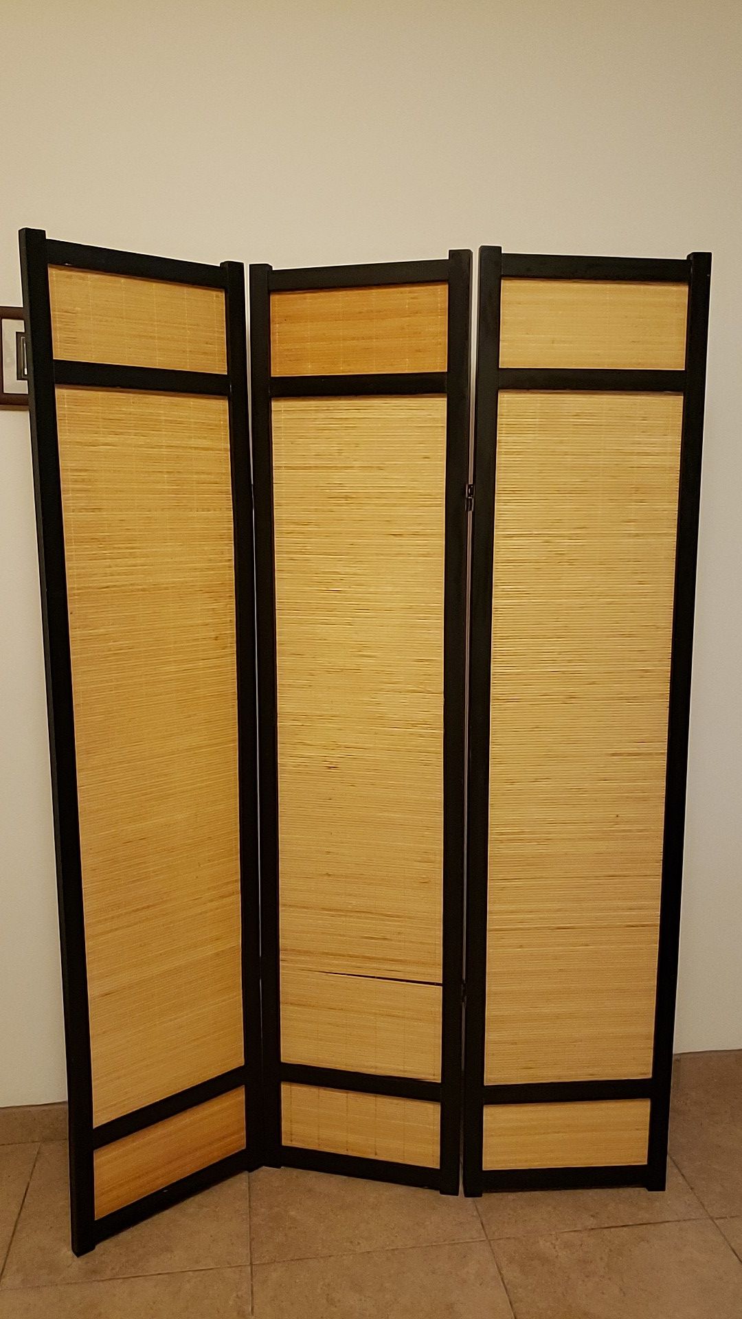 6ft 3-panel room divider Asian wood