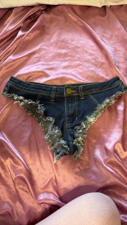 Short shorts
