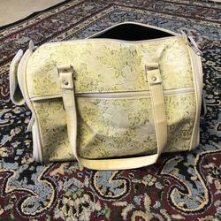 Small dog carrier airline approved 9 x 14 excellent condition