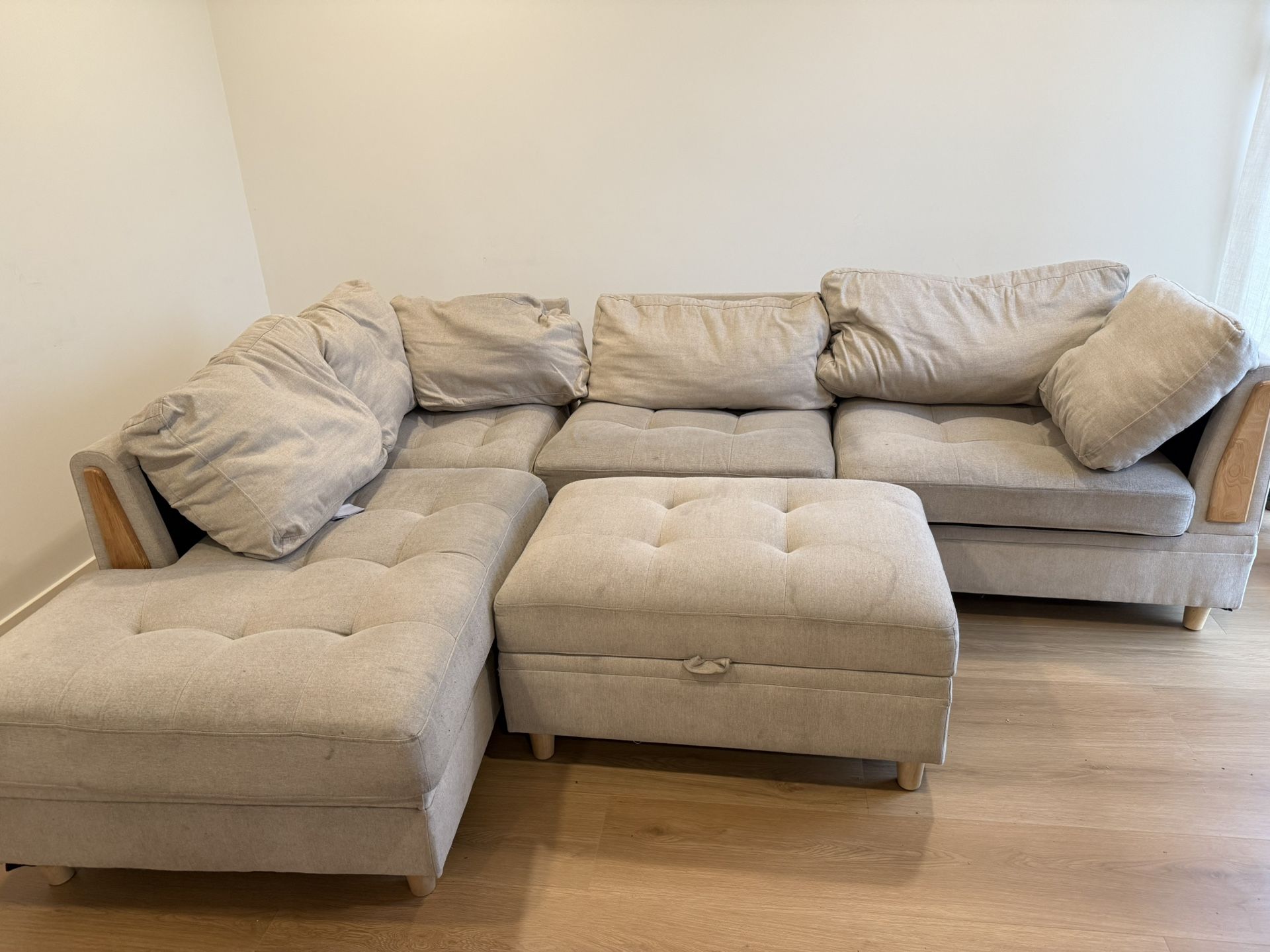 Sectional Sofa