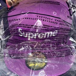 Supreme No Comp Box Logo New Era 
