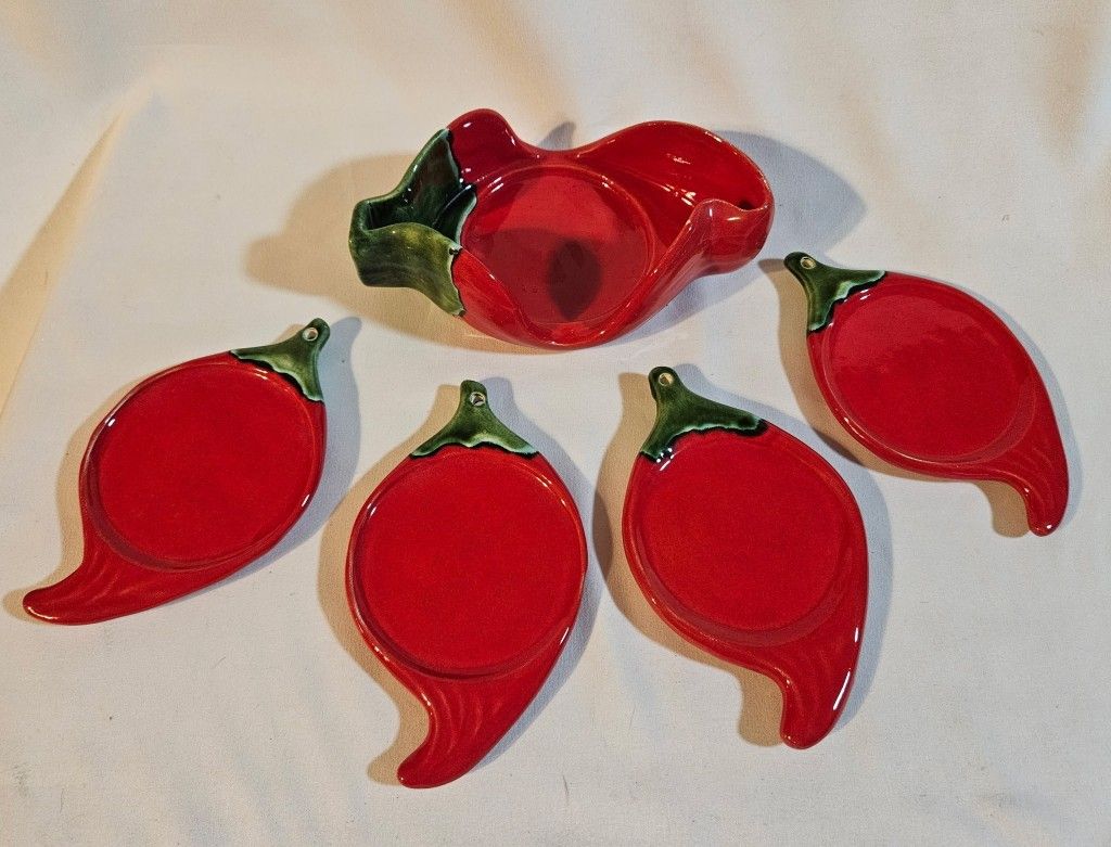 Chili Pepper Serving Dishes For Chips & Dips Ceramic Salsa Excellent Vintage Condition No Chips Or Cracks This set of 4 ceramic salsa serving dishes i