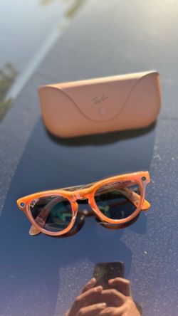 Meta headliner transition