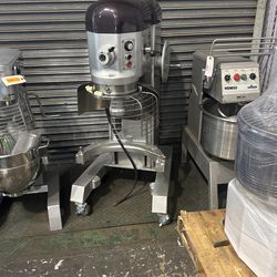 Used Hobart 60qrt Mixer On Casters 