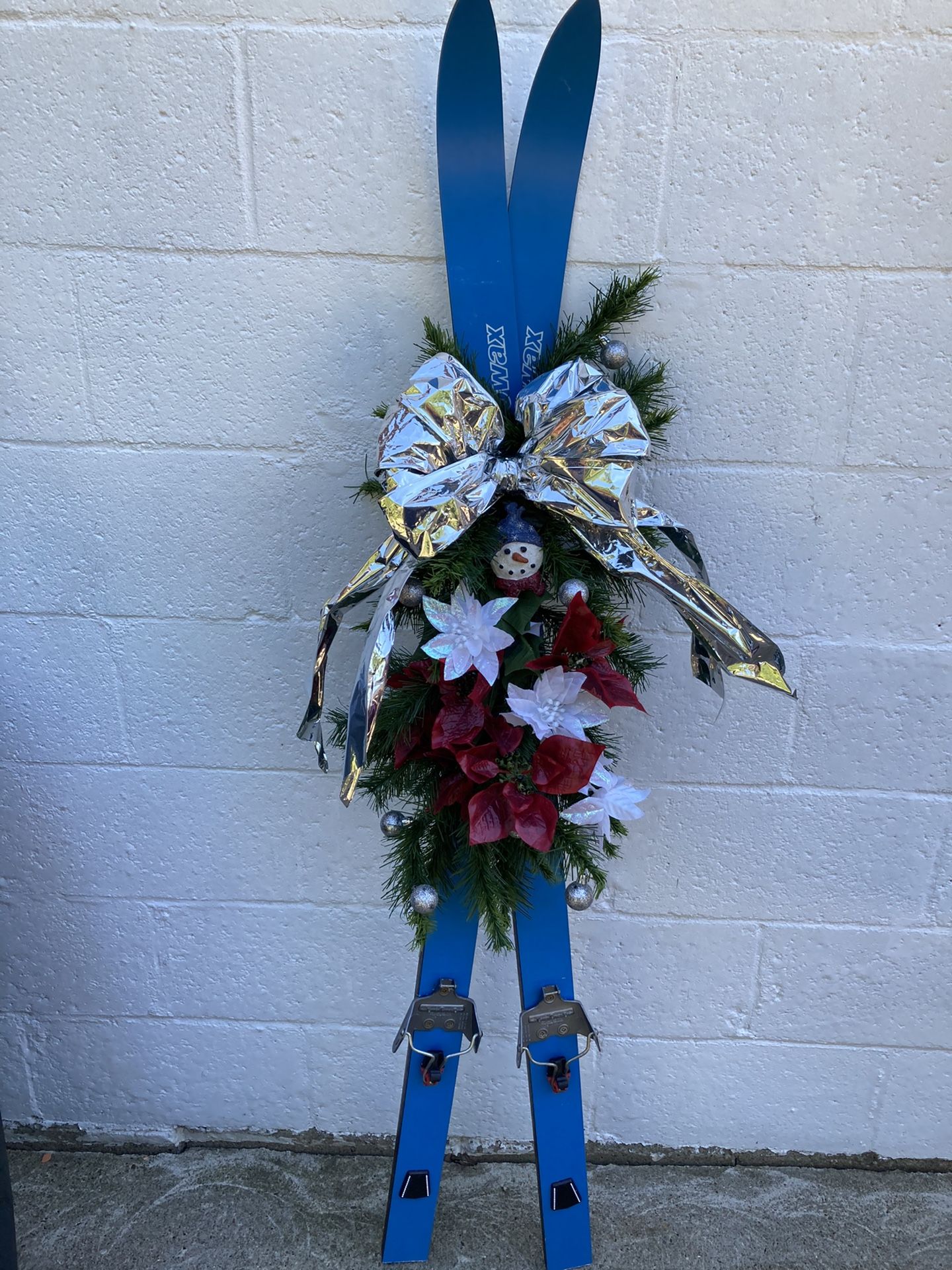 Decorative Skis
