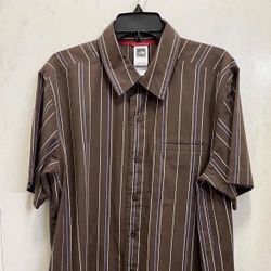 Men's Large Cotton Button-Up Shirt By THE NORTH FACE (Pick up🛒 In Bellevue) *Check out my Other Posts 🎁