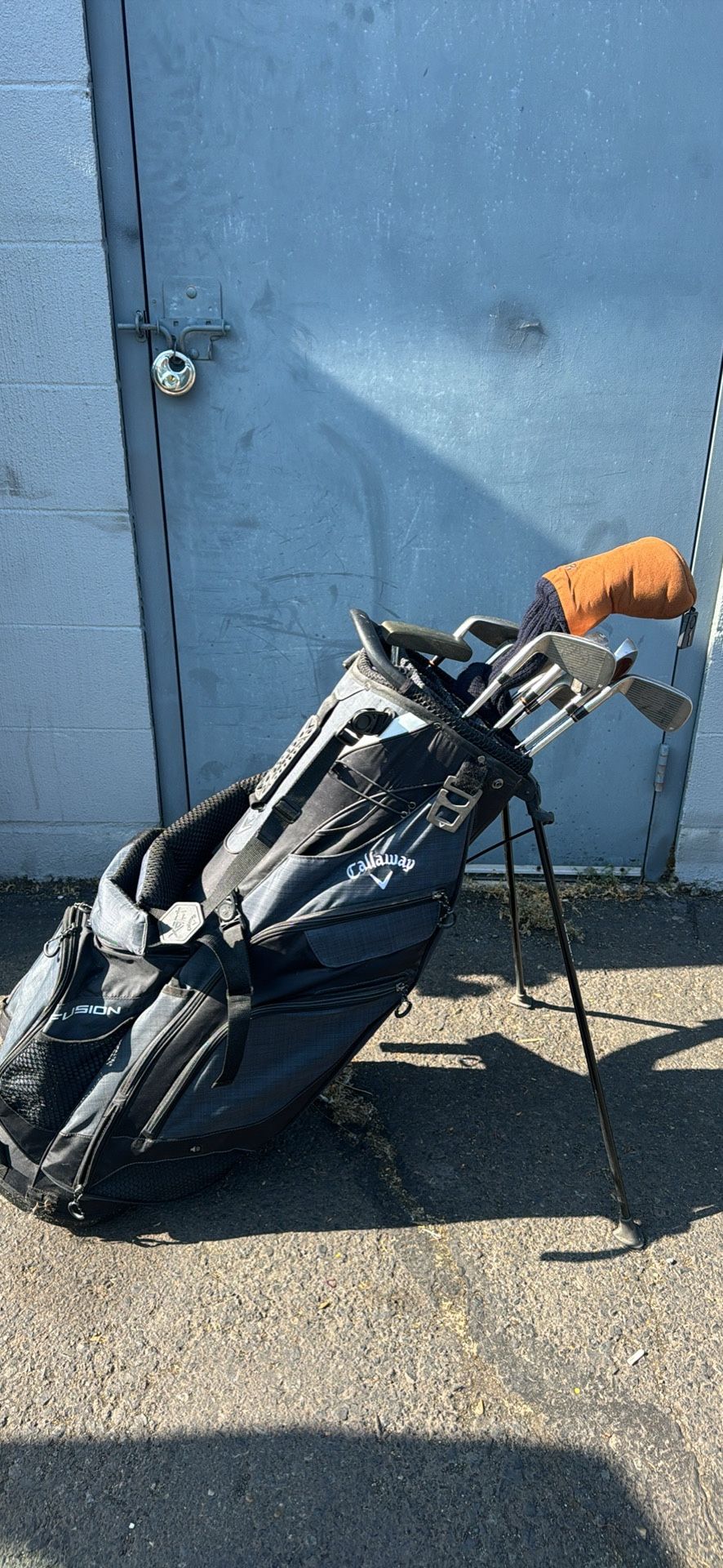 Taylormade Golf club set burner & callaway bag