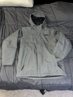 North Face Coat - Size Small - The North Face Quest Insulated Men's Waterproof Jacket