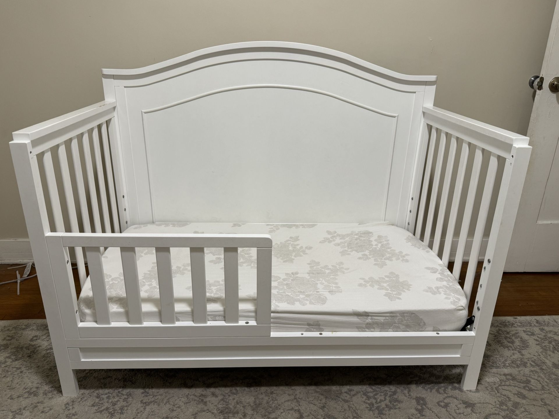 Crib/Bed Set - Greenguard Certified: White 4-in-1 Convertible Crib with Toddler Bed Conversion Kit, Full Bed Slats & Crib Mattress
