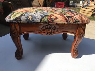 Vintage foot stool GREAT CONDITION