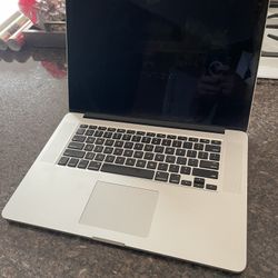 2013/14 Macbook Pro 15 2.3/16/512GB 2GB Video Card 