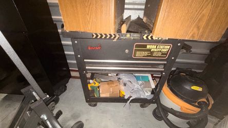 Torin Work Station Utility Cart