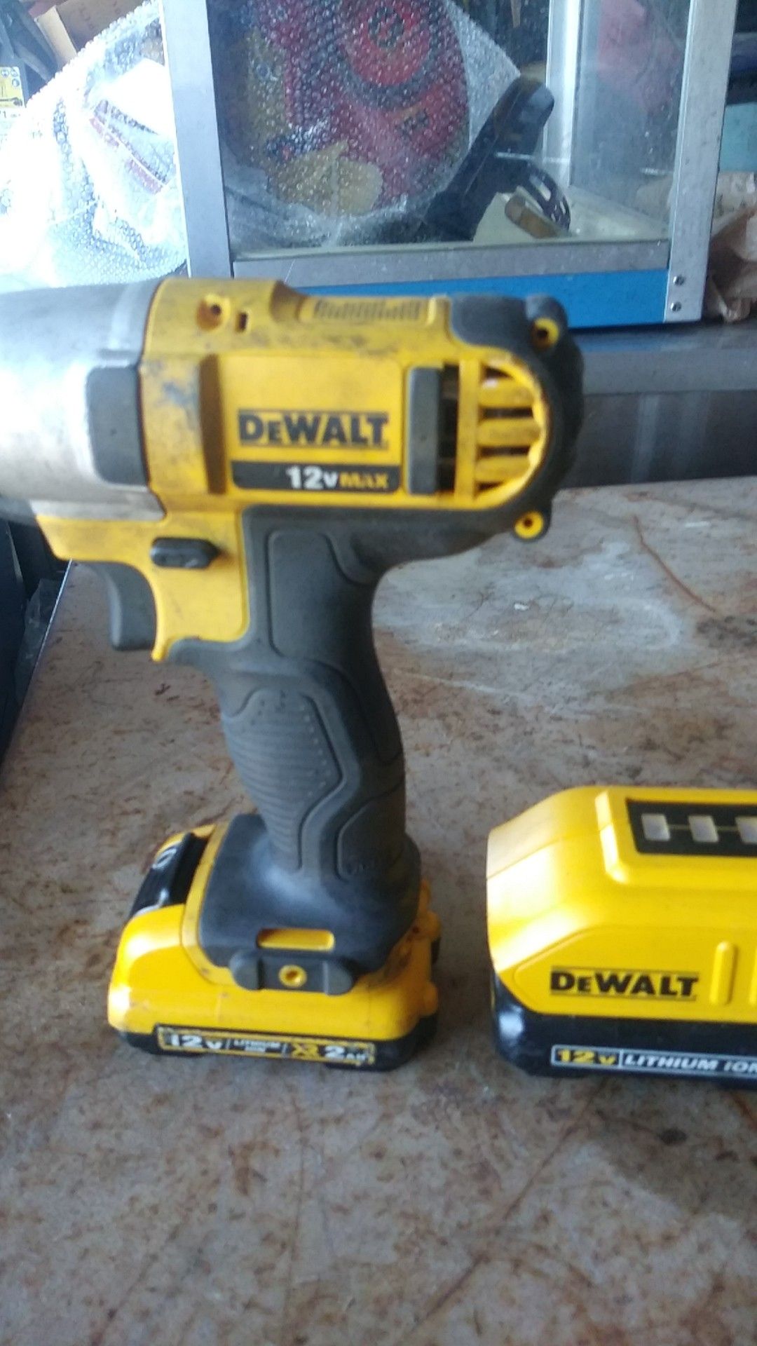 11 v lithium walt max