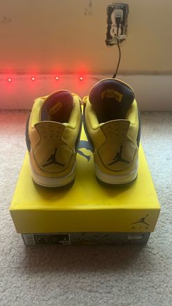 Jordan 4 Yellow Lightning 7.5