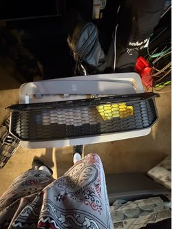 OEM Honda Civic Tailights, Upper and Lower Grill with black emblem