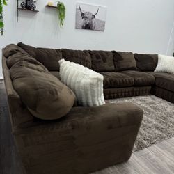 Brown Sectional Couch - Free Delivery 