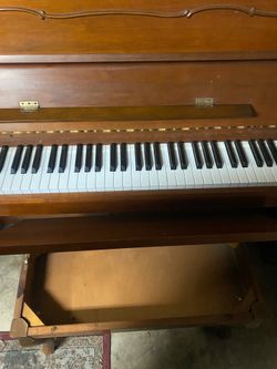 Kawai Piano