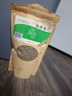 Dried basil